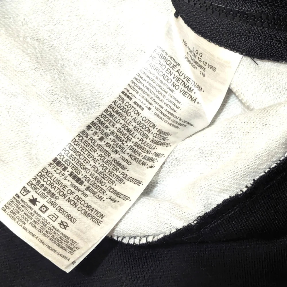 Converse | Long Sleeve | Sweater | Trendy | Tie Dye | Fun | Casual | Crew Neck|